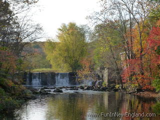 Norwich Yantic River Upper Falls