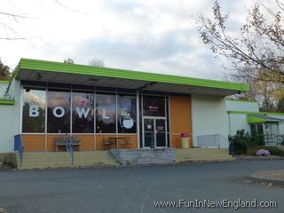 Blue Fox Rock N Bowl Www Funinnewengland Com