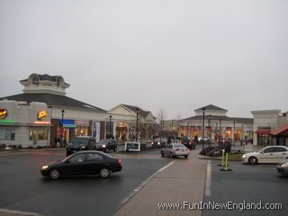 South Windsor The Promenade Shops at Evergreen Walk