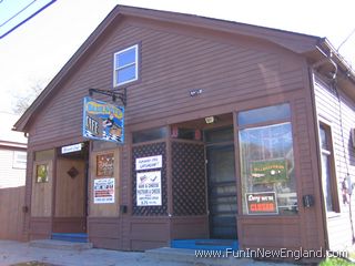 Chester Blue Note Cafe at Classic Pizza