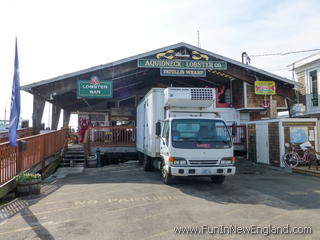 Newport Aquidneck Lobster Bar